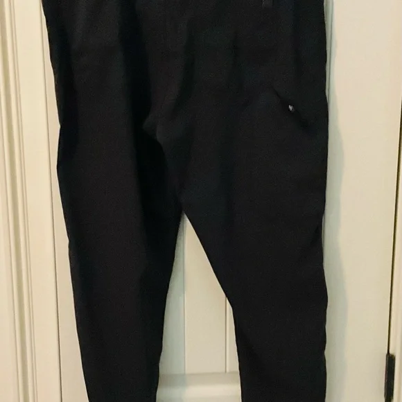 Men's Black Cargo Pants - Picture 3 of 6
